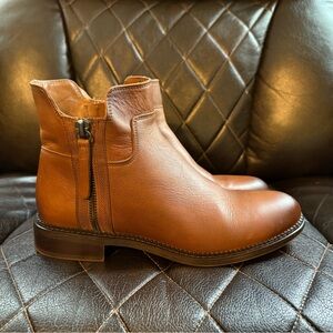 Franco Sarto Halford Booties Women’s Sz 8M